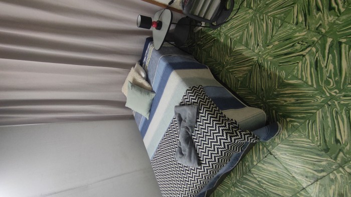 Alquilo habitación solo para chicas tranquila