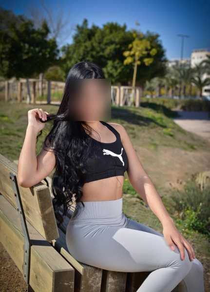 MASAJISTA VENEZOLANA DE LUJO CON DEDOS DE ORO