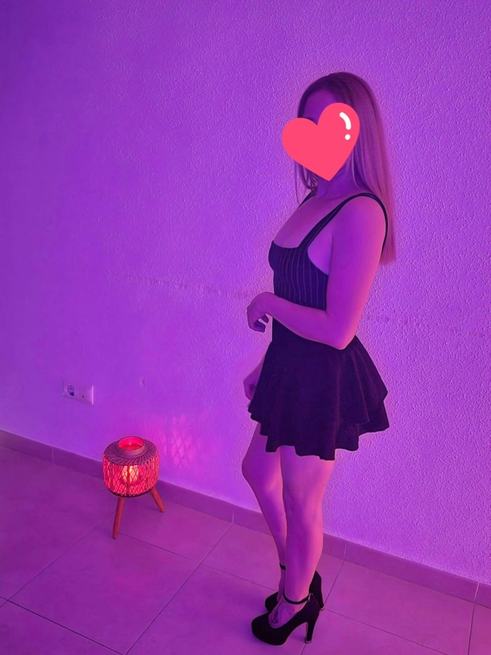 latina rubia guapa y con ganas en VERA