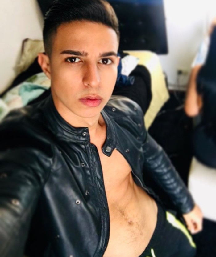 Sexy femboy suave y delicado para ti caballero