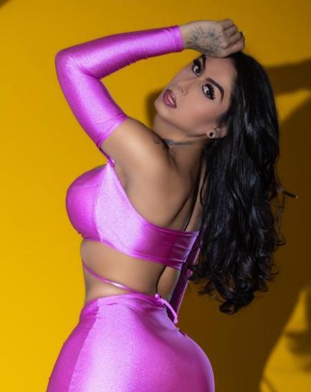 COLOMBIANA EXUBERANTE