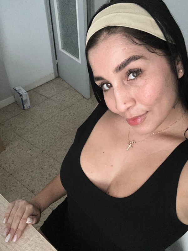 EXPETACULAR NOVEDAD  LATINA VALERY 21 AÑOS NUEVA  EN SALOU