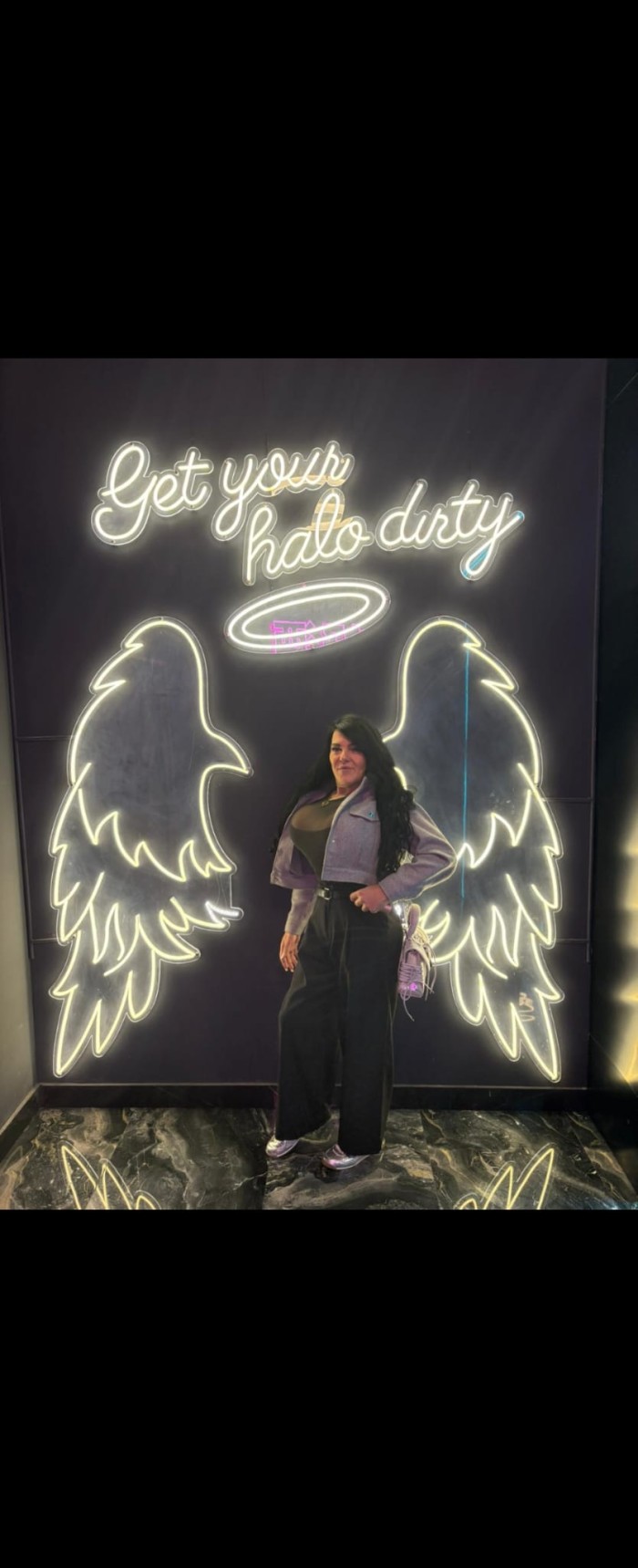 Valeria hago videollamadas y salidas 24 horas