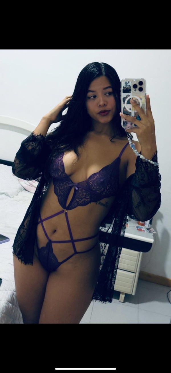 MICHEL    UN DELICIOSO BOM BOM VEN Y PRUEBA