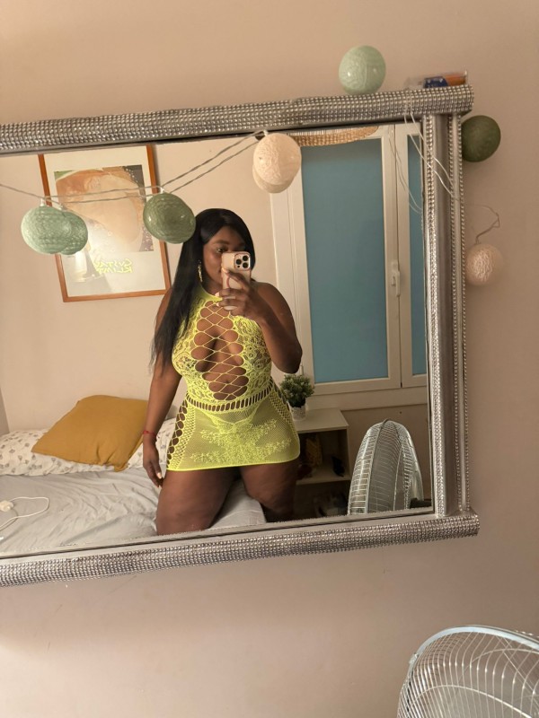 ¡NOVEDAD! UNA JOVEN CON MUCHO PLACER Y JUGUETEO