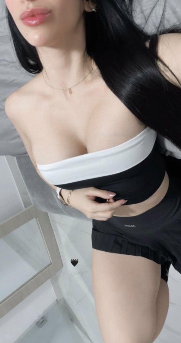 NOVEDAD CALIENTE CACHONDA FIESTERA