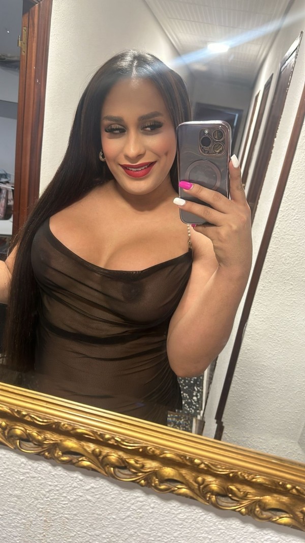 Real trans mulata real ven y me vez si no soy teva