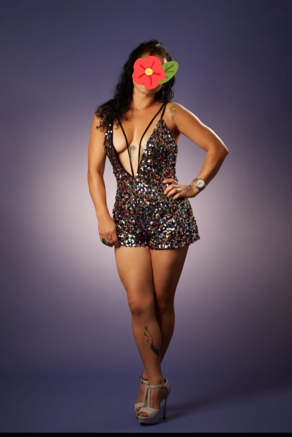SOLO SALIDAS ANAL PROFUNDO BESOS CON LENGUA FRANCES HASTA EL FINAL