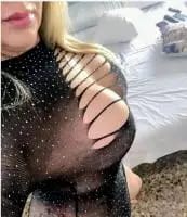 Rubia latina cachonda