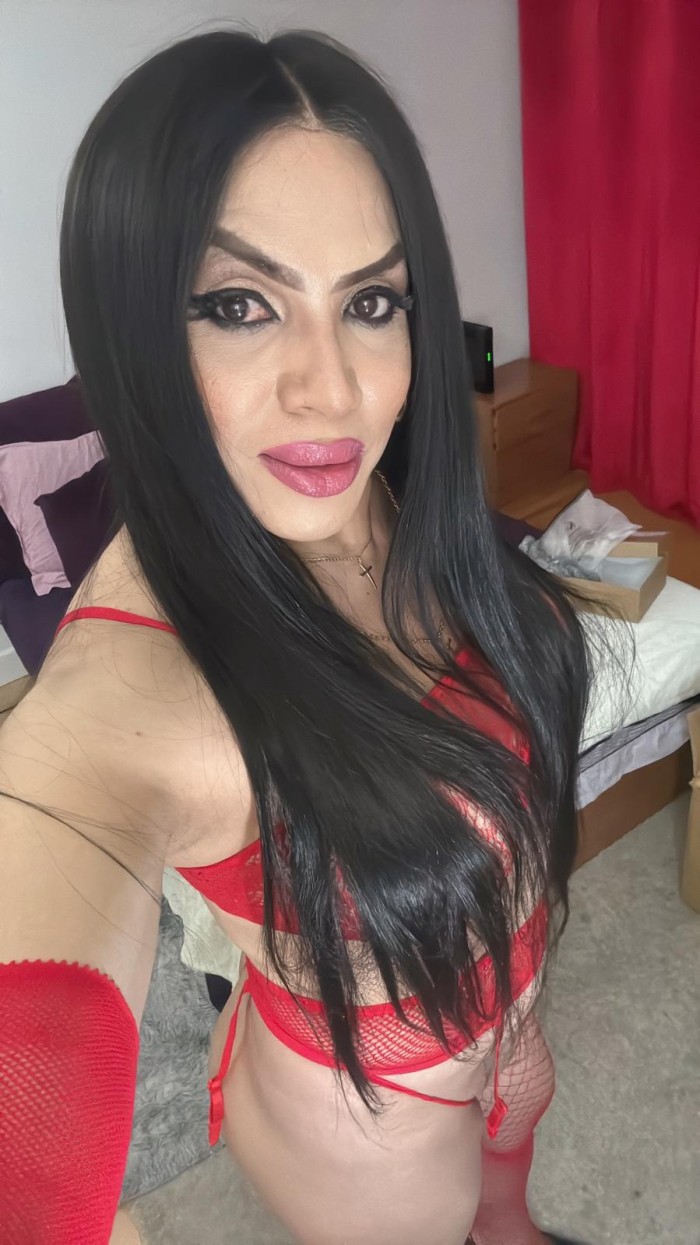 SENSUAL TRANS FIESTA A TOPE EN LEPANTO MONUMENTAL