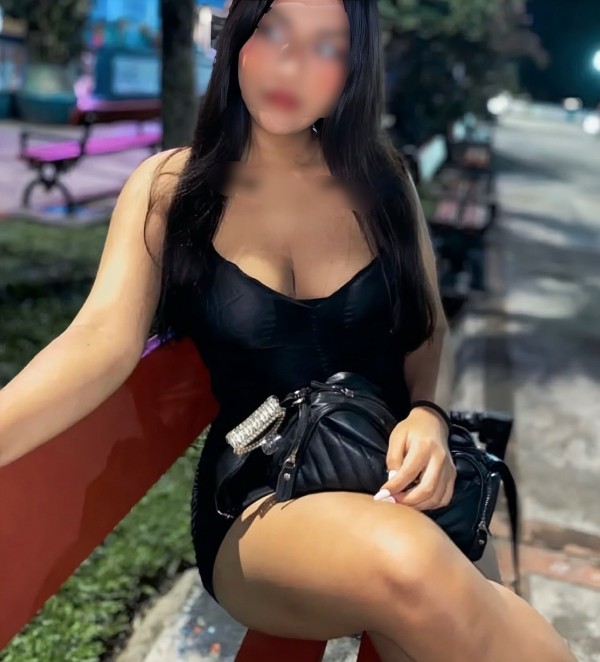 Busco sexo apasionado niñata fiestera en Zaragoza