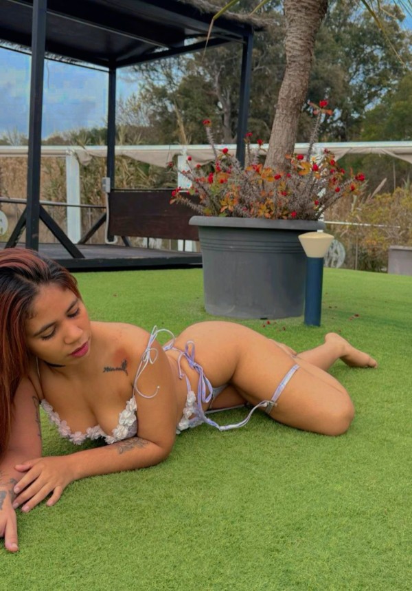 Camila muñeca latina cuerpo Natural