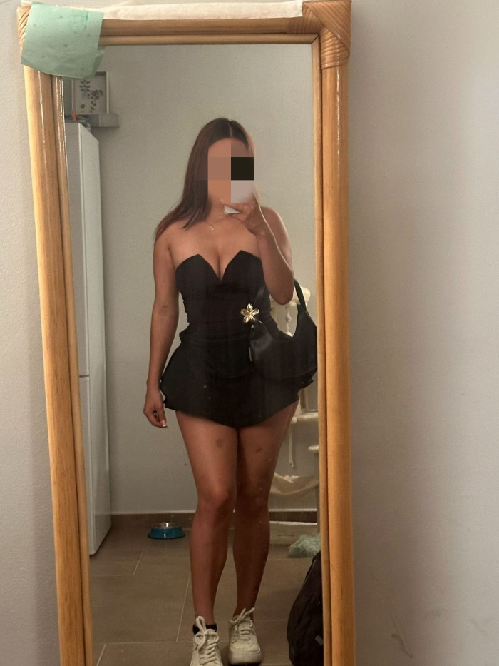 SERÉ UNA ZORRITA MUY CALIENTE TRAGA LECHE