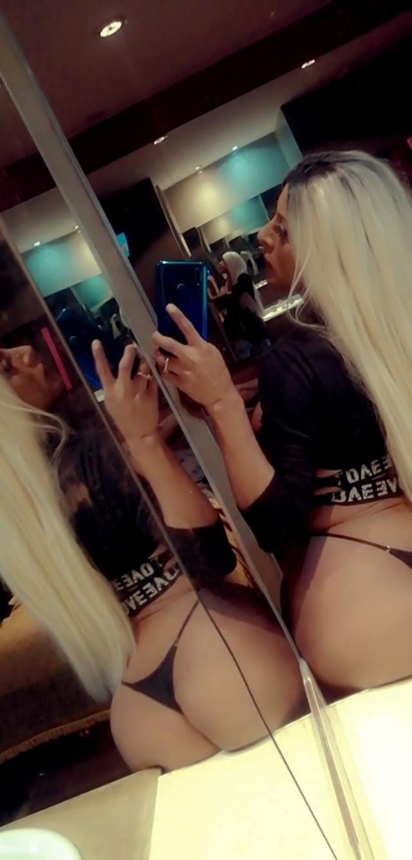 Trans latina latina super fiestera