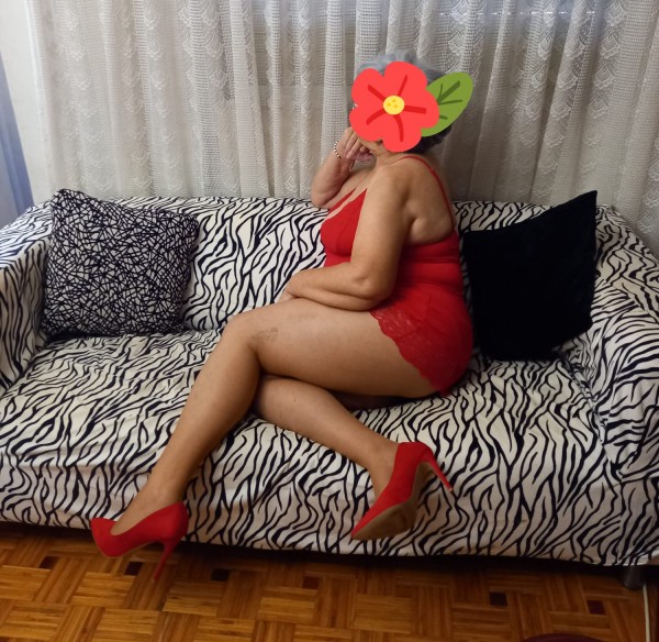 MADURITA ESPAÑOLA CON MUCHO ENCANTO,NOVEDAD EN PORRIÑO