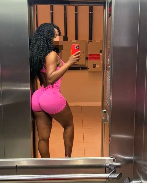 the best erotic masseuse in the entire area