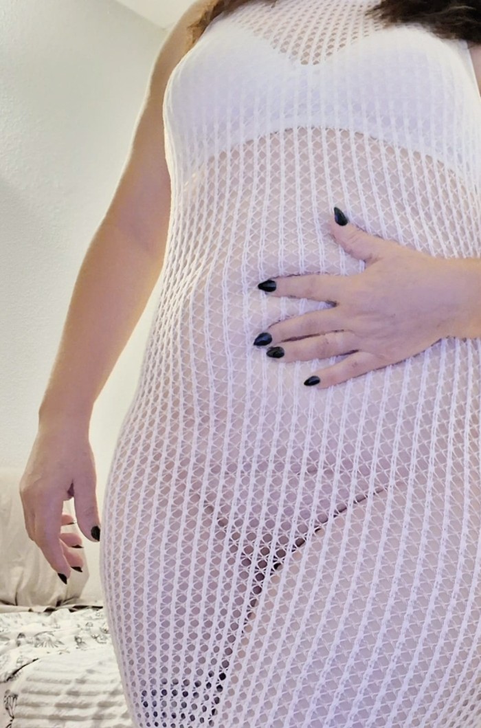 Madurita muy cachonda de lujo –  Zona Goya