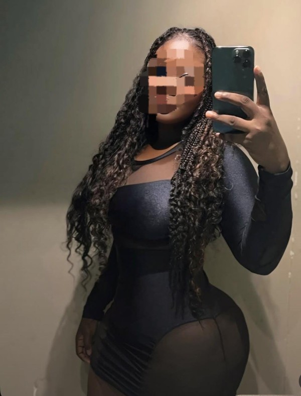 KAROLA DELICIOSA EN LA CIUDAD