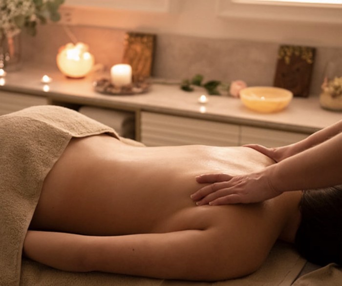 Guapas masajistas de lujo – un encanto de mujer