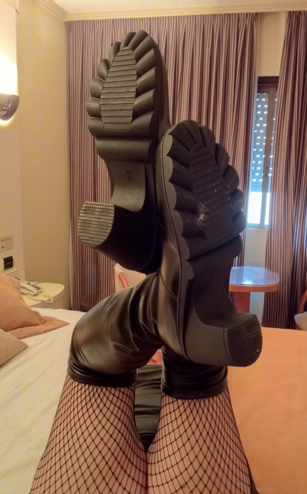 VIDEOLLAMADAS FETICHES HUMILLACIÓN TELEFÓNICA SCAT