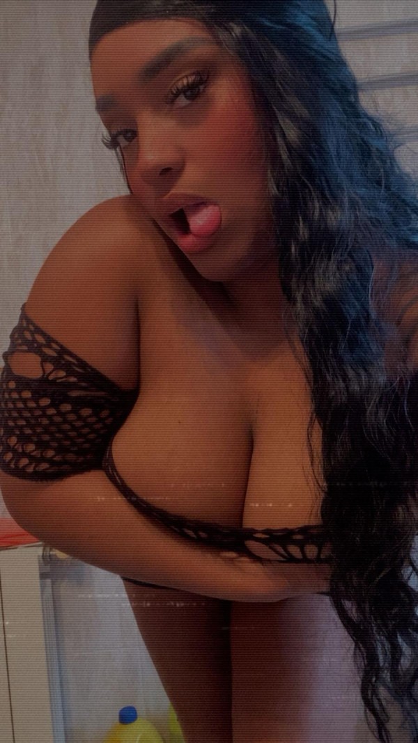 DUO LATINAS SUPER CARISMÁTICAS Y MUY CARIÑOSAS