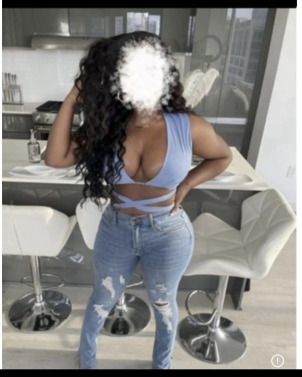 Valentina, Colombiana explosiva