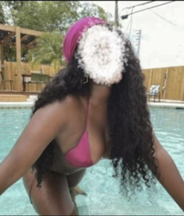 Valentina, Colombiana explosiva