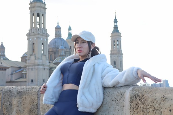 Surfista de paso muy morbosa