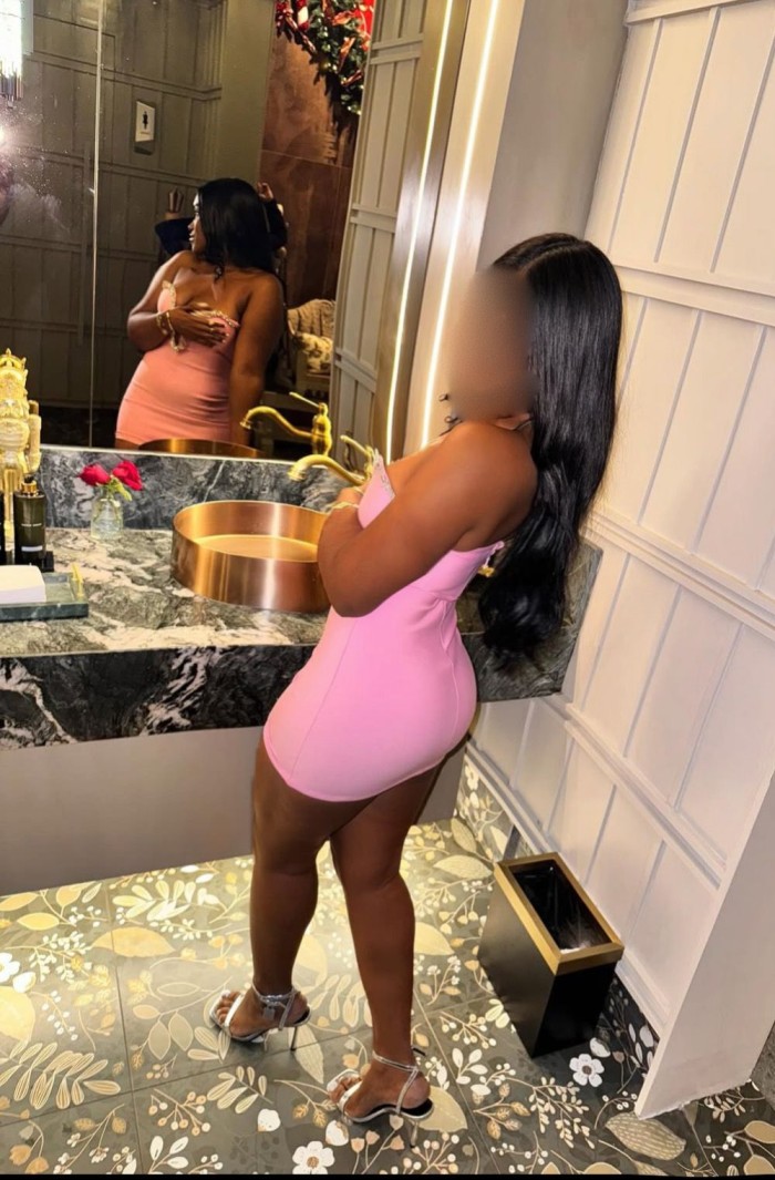 LA DIOSA DEL SEXO ORAL