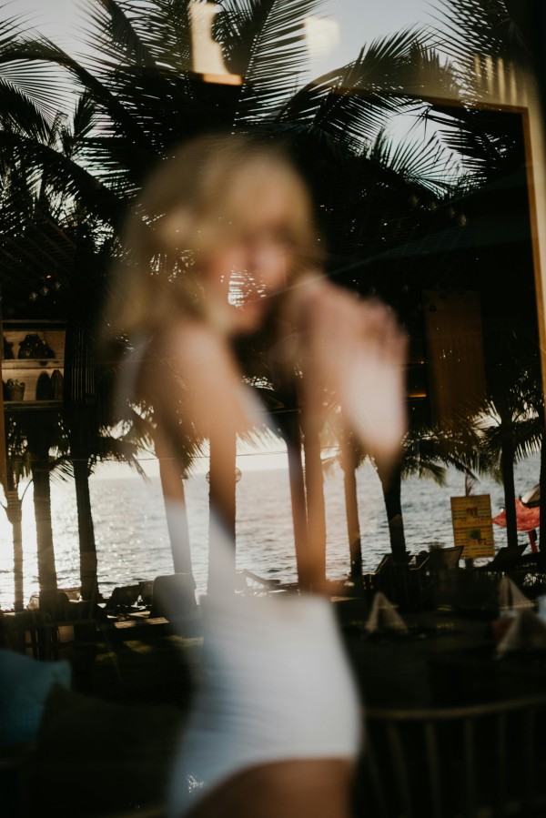 Dona de la TERRA, Madureta sexy