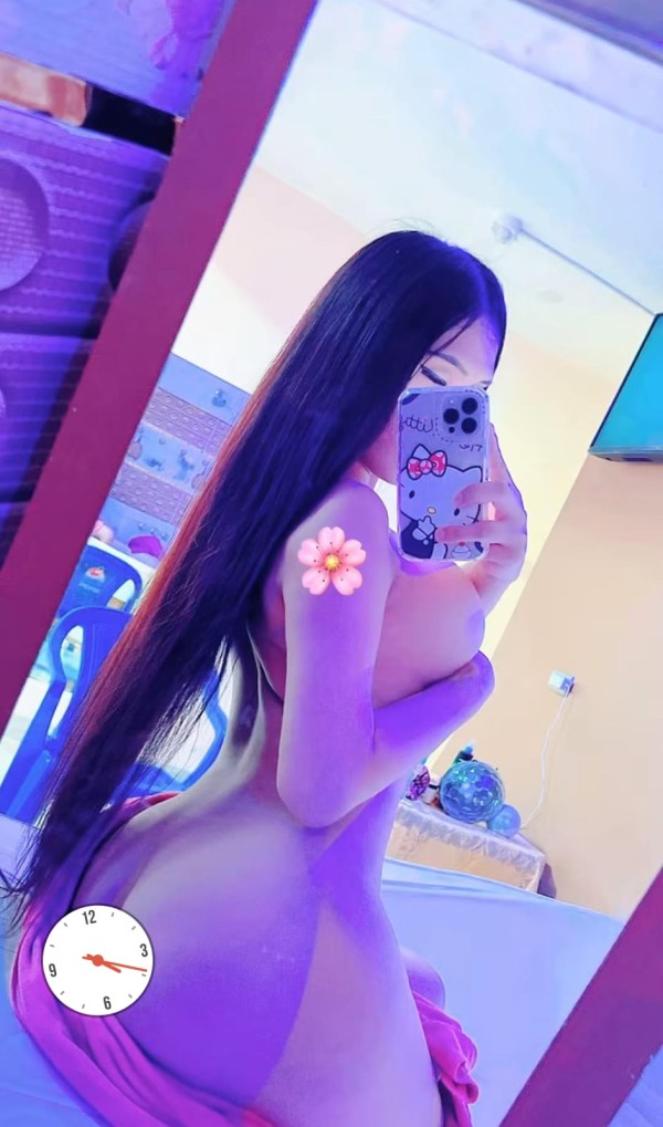 Kim fiestera caliente   adicta al sexo centro mataro