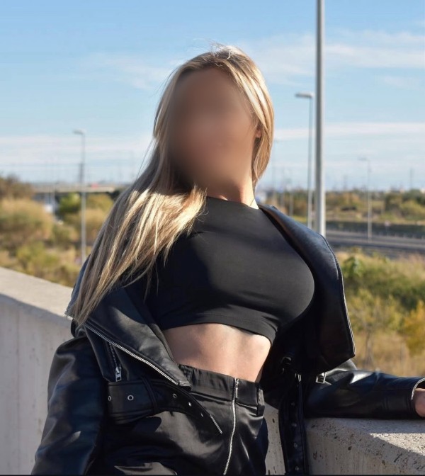 MARÍA ESPAÑOLA FOTOS REALES !!!