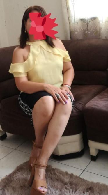 KATALINA  ECUATORIANA MUJER EXQUISITA NOVEDAD.-