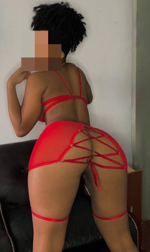 Dulce masajista erotica