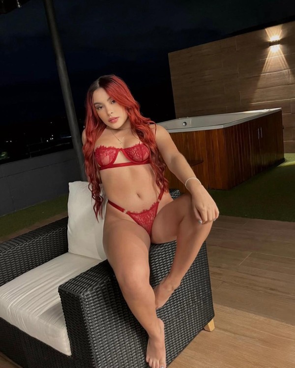 Joven paraguaya fiestera