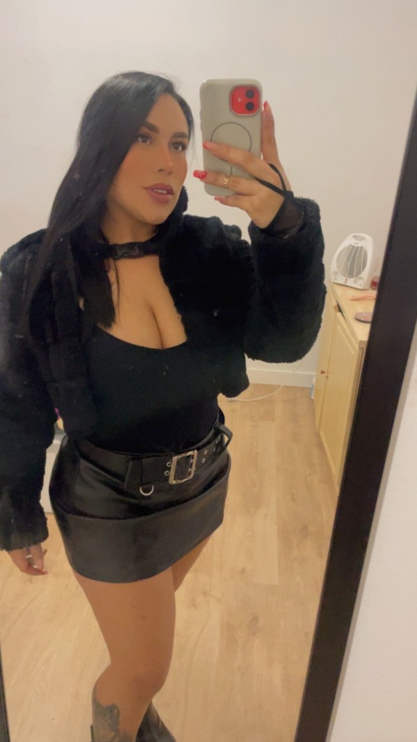 EXÓTICA COLOMBIANA CANDENTE ÚNICA DIVERTIDA