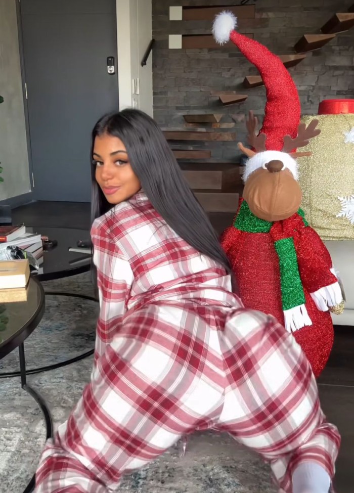 ENCANTADORA ARDIENTE ENCANTADORA BOMBA DE SEXO