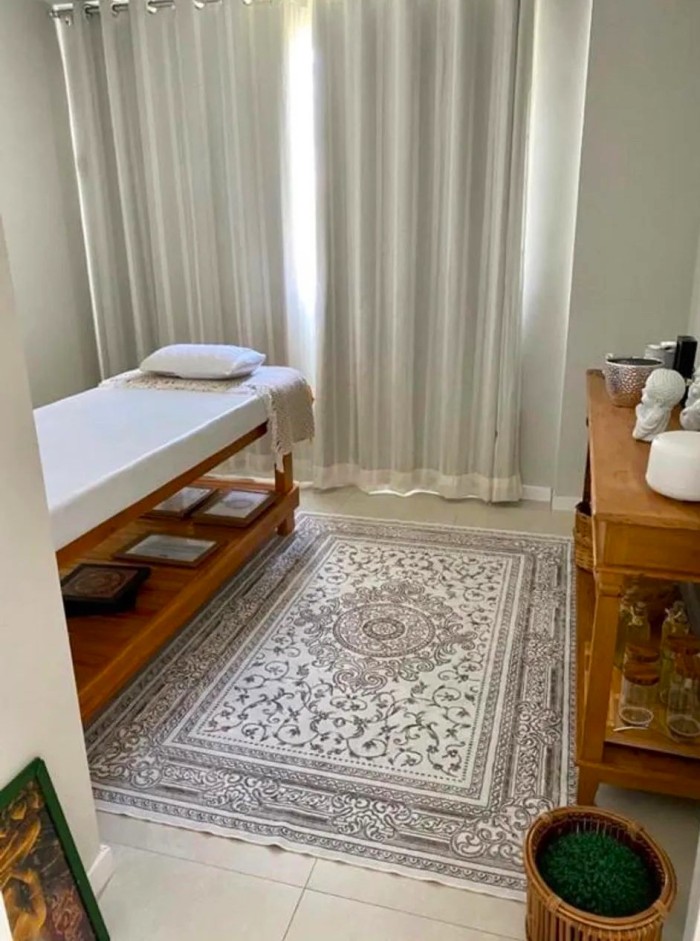 LA MAESTRA DEL MASAJE EROTICO *