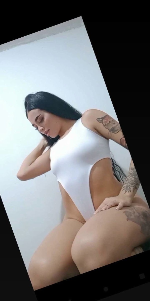 Samantha Tu flaca que saca todos tus demonios