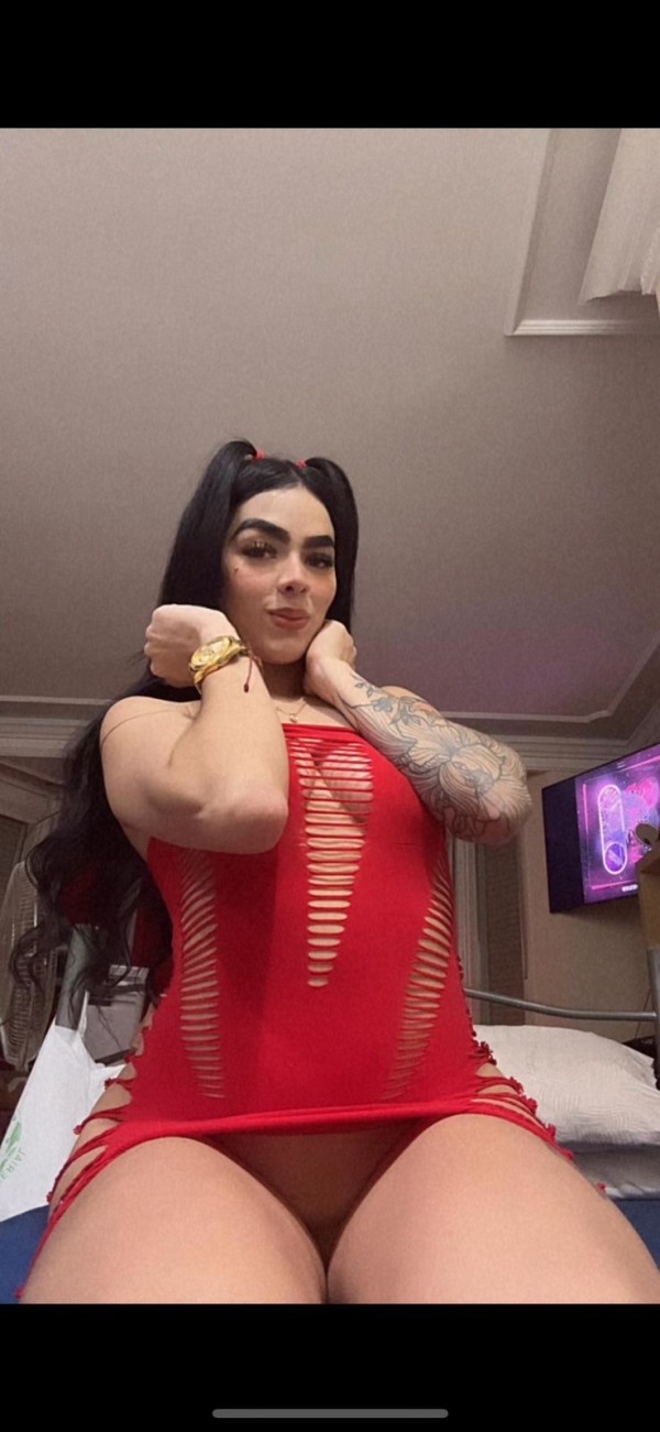 Samantha Tu flaca que saca todos tus demonios