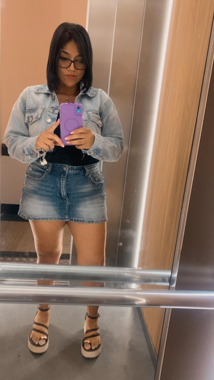 SENSUAL IMPLICADA CACHONDA ADICTA AL PLACER