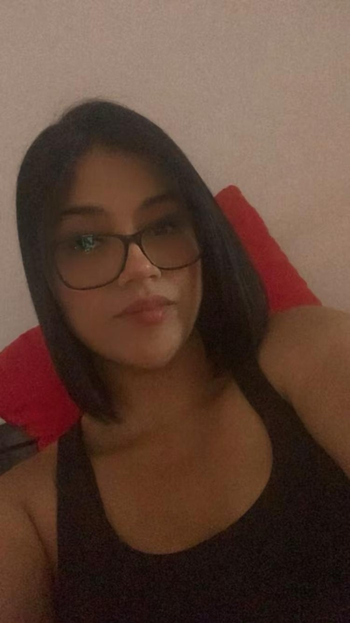 SENSUAL IMPLICADA CACHONDA ADICTA AL PLACER