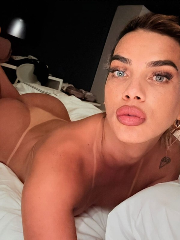 LA RUBIA REAL LUXURY SEXY ALGECIRAS