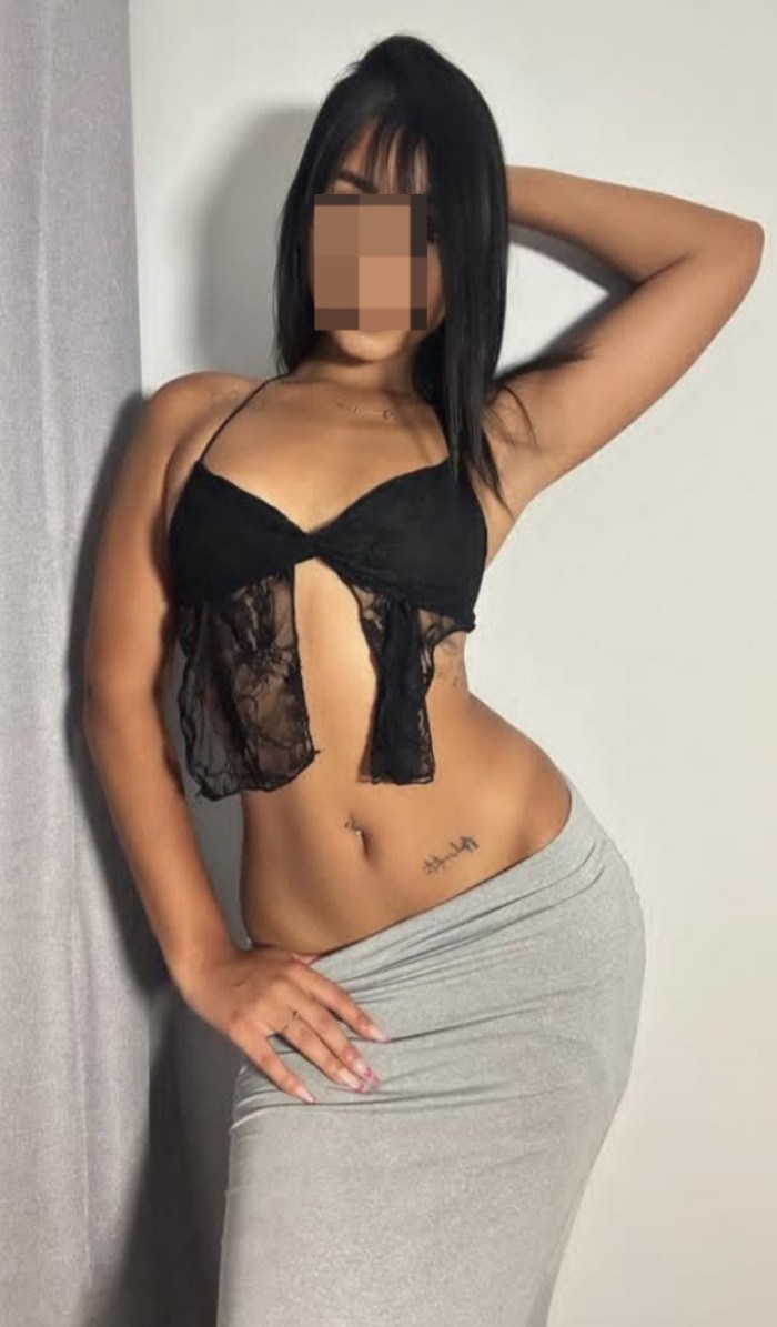 MUJER COMPLACIENTE DISPUESTA AL PLACER EN MOSTOLES