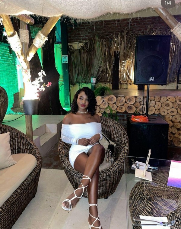 MORENAZA ARDIENTE ANTOJATWE DE UN RICO POLVO