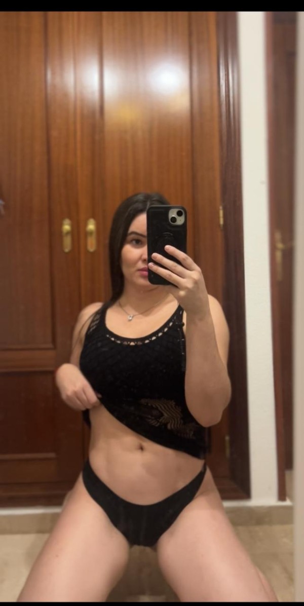 SCORTS DE LUJO  DISPONIBLES LAS 24 HORAS 664658498 MUY CACHONDAS Y FIESTERA