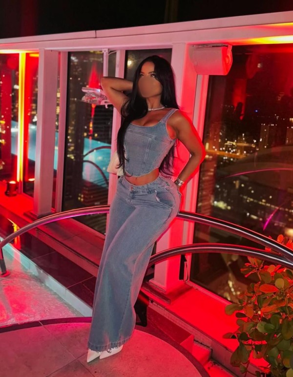 NOVEDAD , scort de lujo , dama de compañía, FIESTA