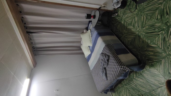 Alquiler de habitación solo para chicas limpias
