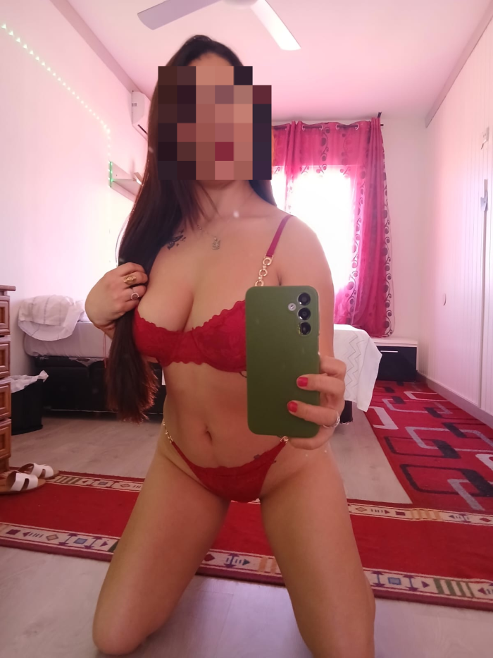 Morenaza cachonda esperandot3 para hacértelo rico