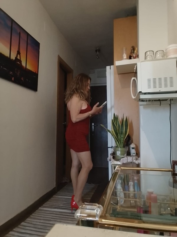 ELEGANCIA MADURA SENSUALIDAD BRASILEÑA